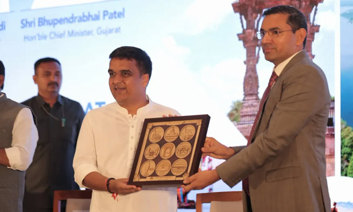Gujarat Dy CM celebrates World Tourism Day